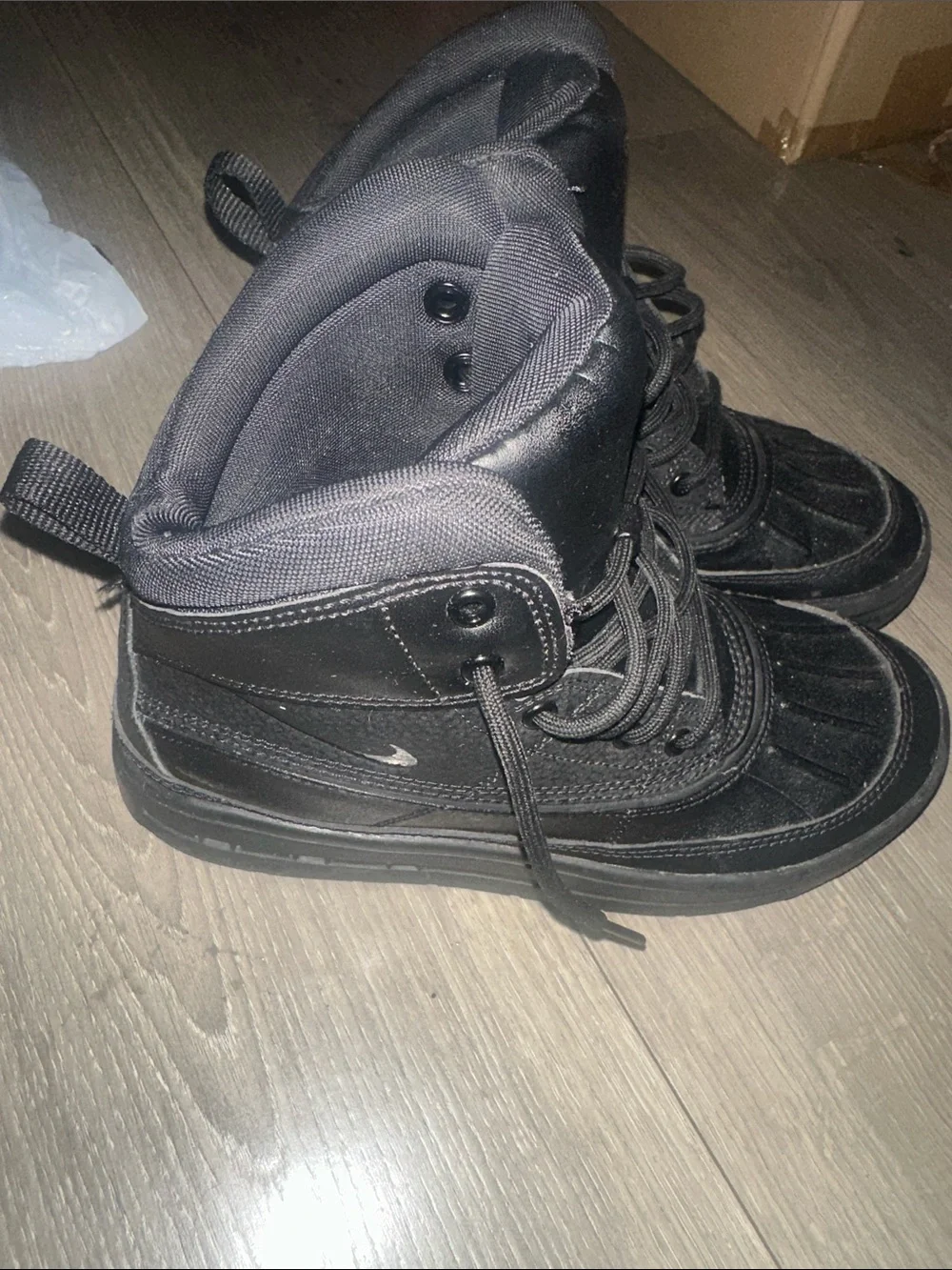 Nike Kids Black Lace-Up Winter Boots